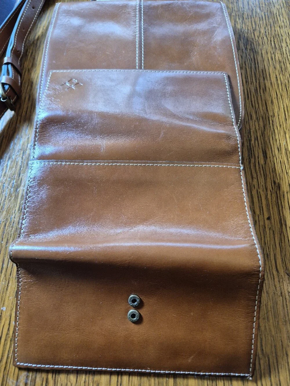 Patricia Nash Leather Crossbody Bag with Front Flap (Snaps) & Wallet Set - Brown